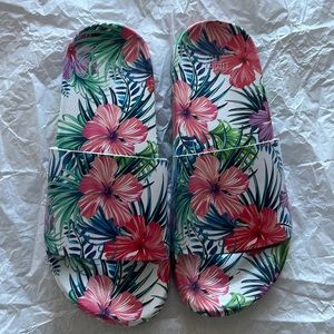 Big Kids Slides- Size 5/6